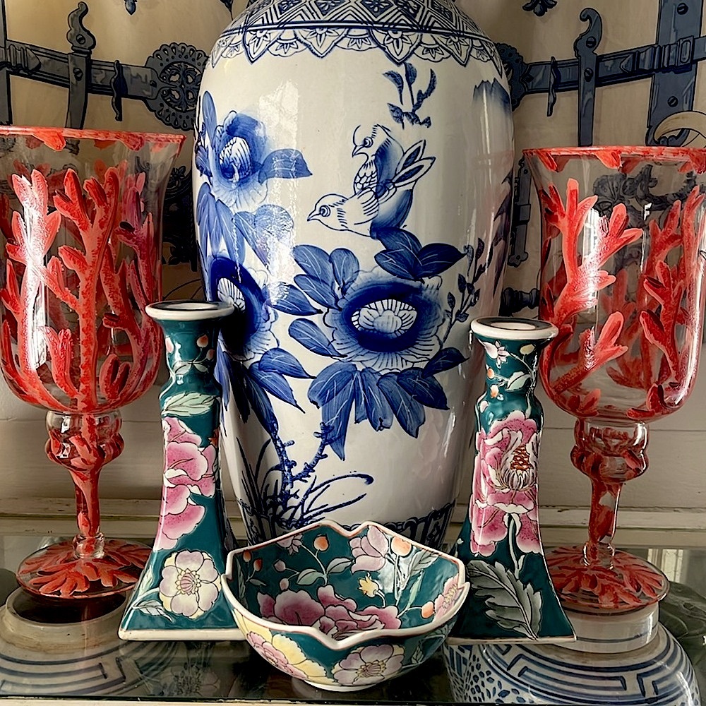•VINTAGE CHINOISERIE CHIC PALM BEACH MAXIMALIST INTERIORS GARDEN FLORAL